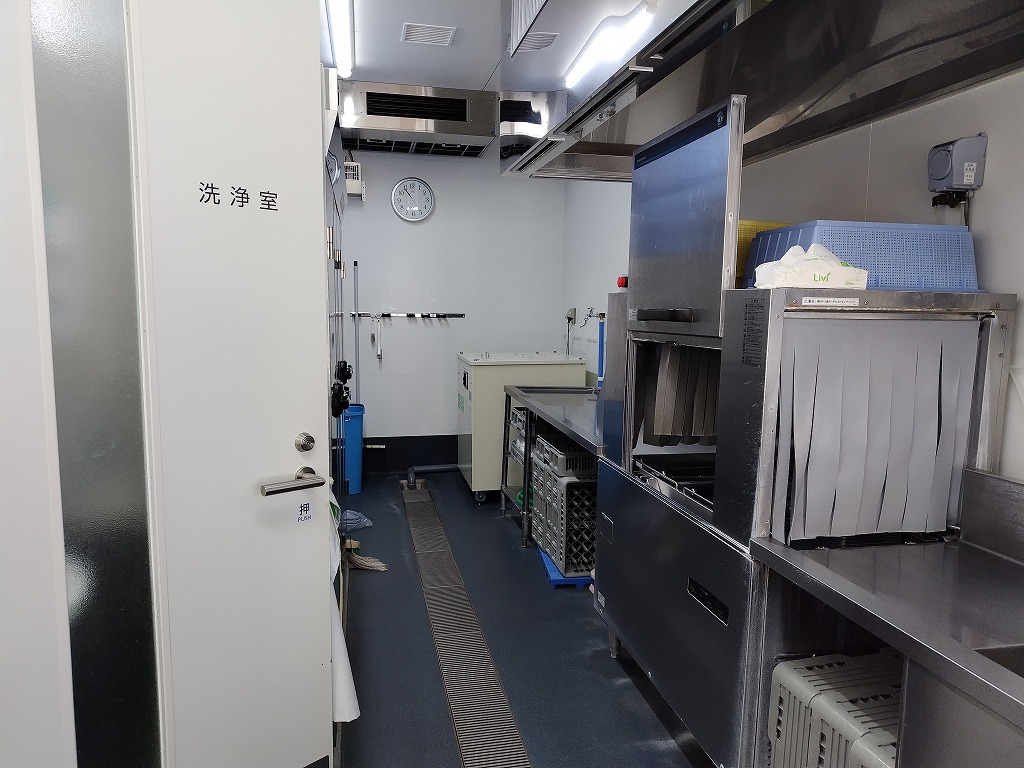 業務用生ごみ処理機ゴミサーを設置しました/社員食堂